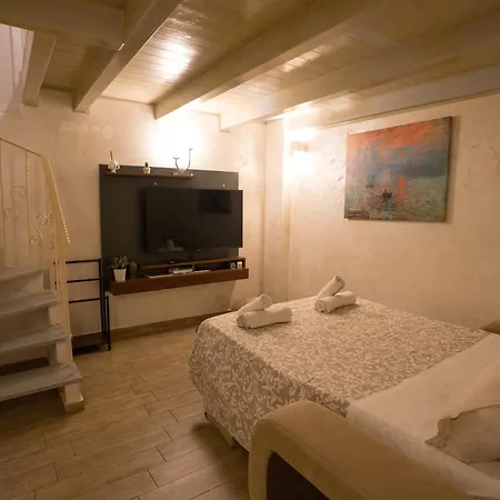 House 78 * Bari