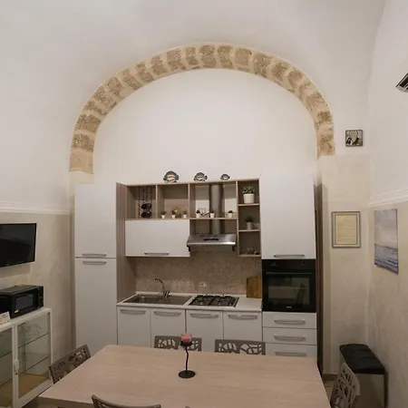 דירה House 78 בארי