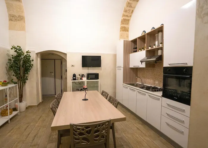House 78 Daire Bari