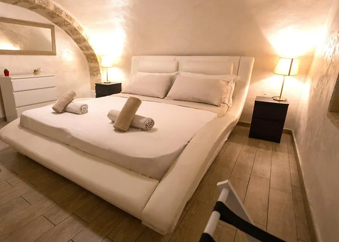 House 78 * Bari